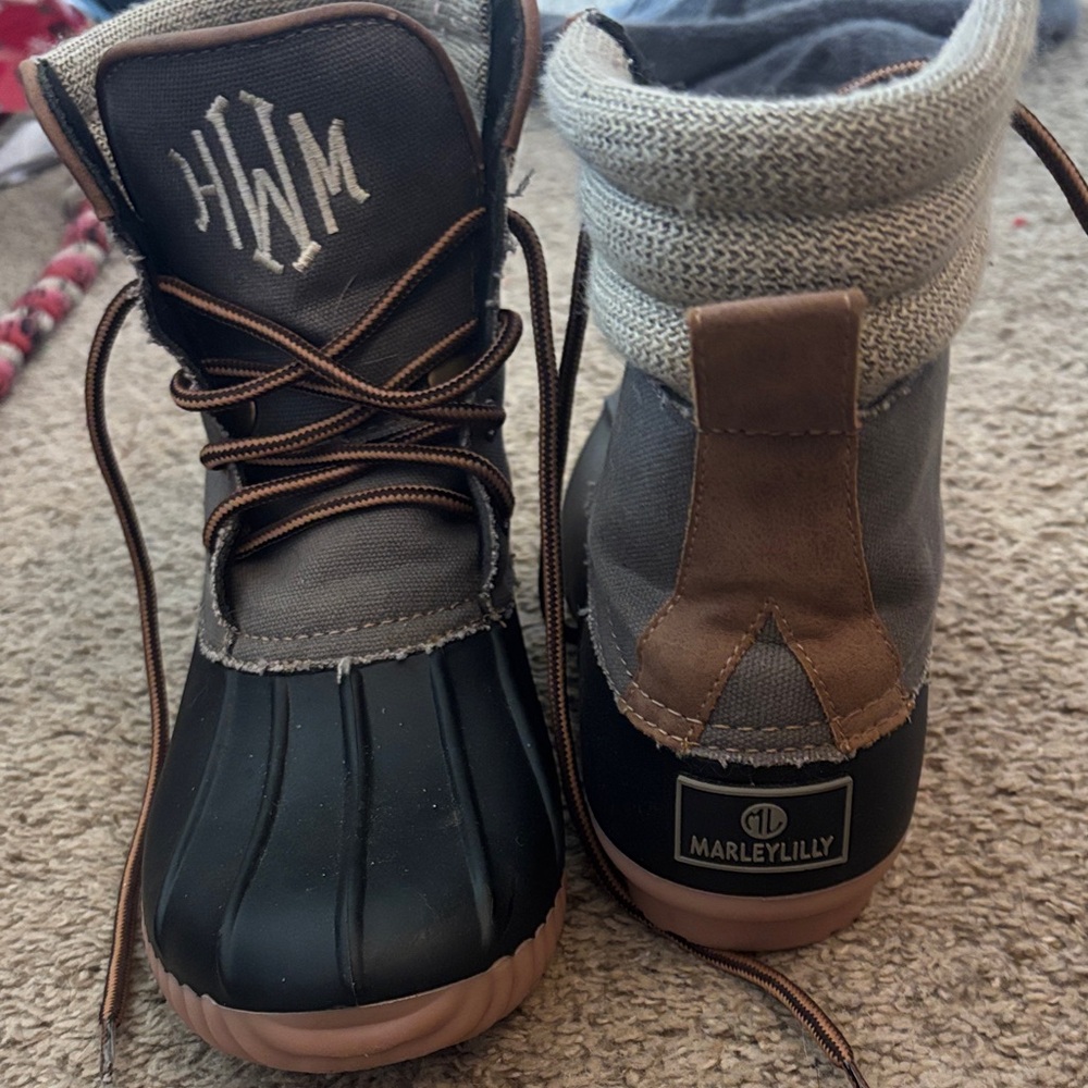 Marleylilly Women's Monogrammed Winter Boots - Black and Brown